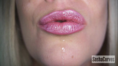 Sasha Curves: Доставщику пиццы завораживали и пожирали