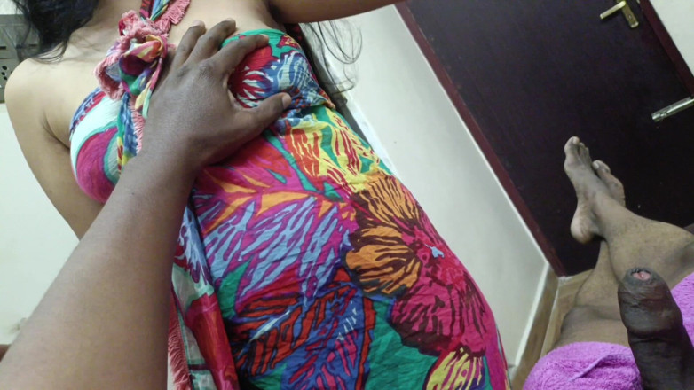Desisexqueen: Submissa peituda ruiva chupando com desejo Garganta profunda e boquete...
