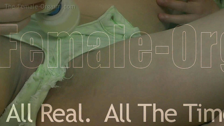 The Female Orgasm: Yadira Morales si hraje se svou kundičkou