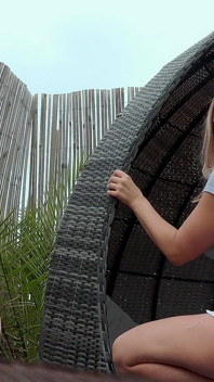 Video beth bennett střechy top v zákulisí