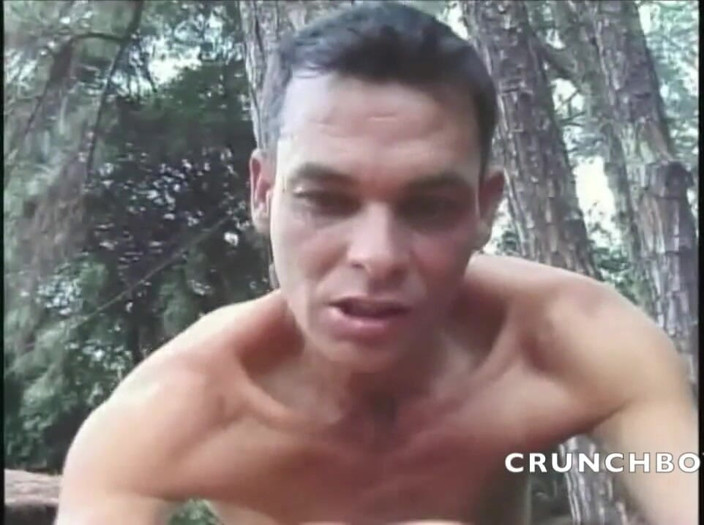 Shemale videos: Seksi transeksüel ormanda düz tarafından sikiliyor