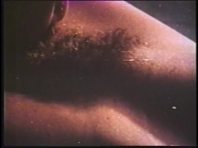 Old Good Porn: Retro blondynka lubi jeździć twardym kutasem swojego kochanka po otrzymaniu...