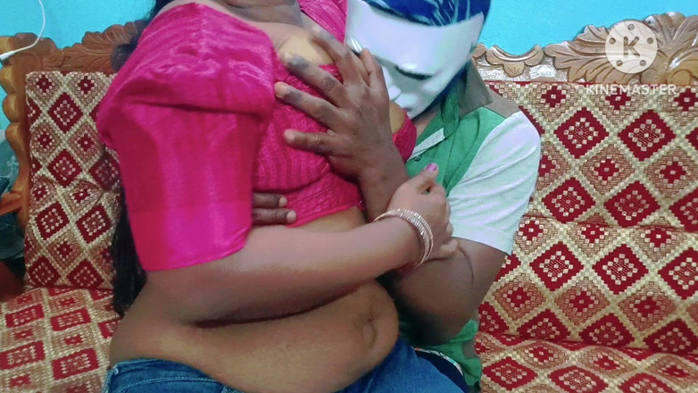 Sweethoneybgl: Desi Bhabhi Dał niezły cios i spermę połykać, gdy jej...