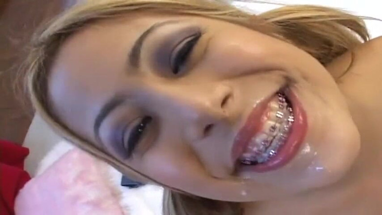 Asian Mature Climax: Cute teen suck dick and swallow all sperm