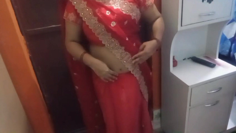Manjushukla: Une belle bhabhi indienne fait l’amour