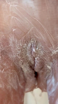 Pepek seksi dalam rakaman dekat