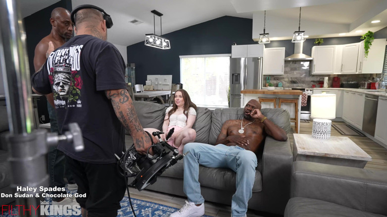 Filthy Kings: Wilde dubbele penetratie met Haley Spades Bts