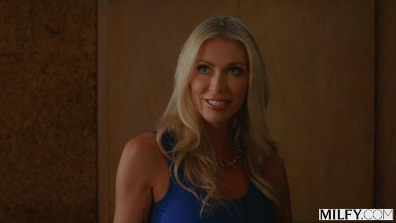 Milfy: Milfy Insatiable Holly Seduces Bartender &amp; His GF Leana