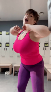 Clothing Change in the Locker Room
