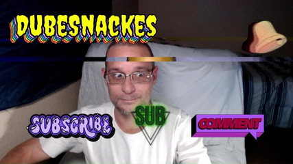 DubeSnackes: Dubesnackes, Půlnoční masturbace před spaním. Ležela v posteli a tření...