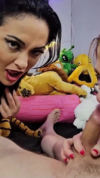 Fucking in POV: Rough Sex with Slutty Alice Maze E Mary Rider