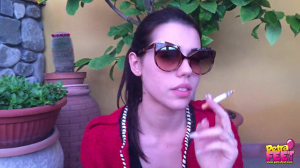 Smokin Fetish: Adorable brunette babe smoking her cigar outdoors