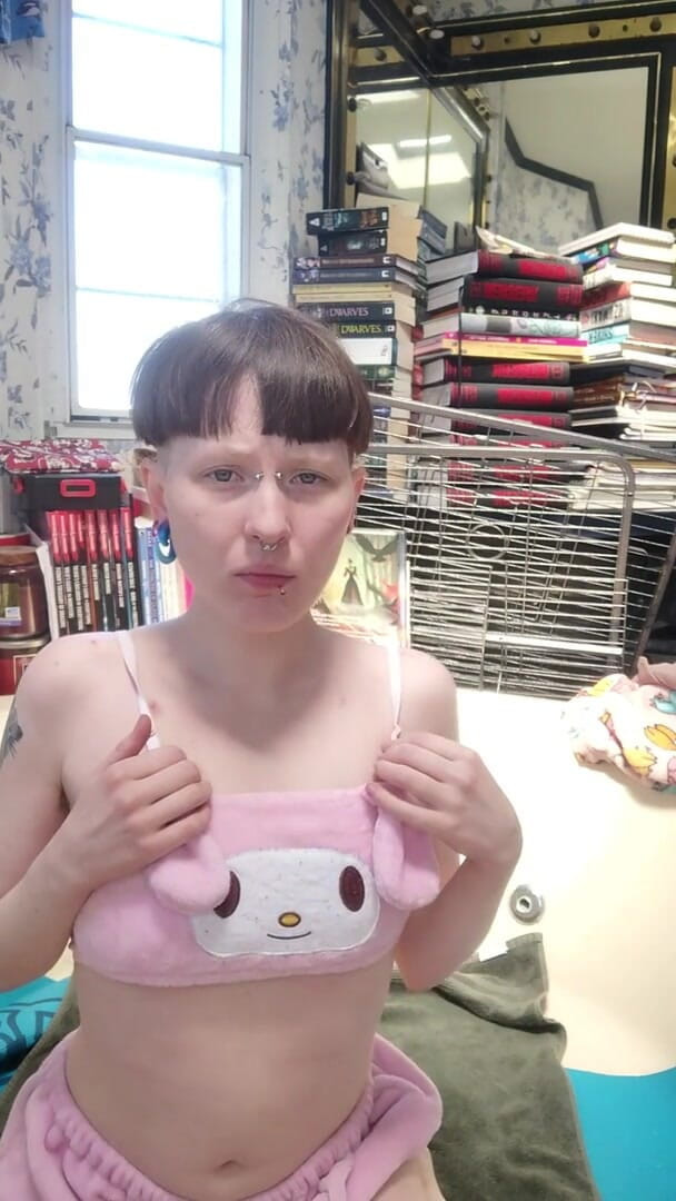 Lori Critter: Lori Critter Teases You
