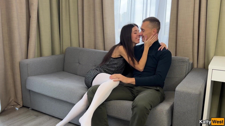 Katty West: Анальний секс на першому побаченні з красунею в білих колготках