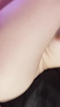 Perfektní tělo blondýna potřebuje výstřik na obličej a deep dick sex