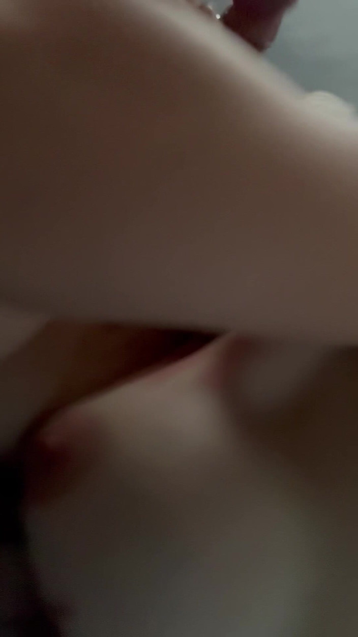nessacowgirl88: 내 자지를 빨아