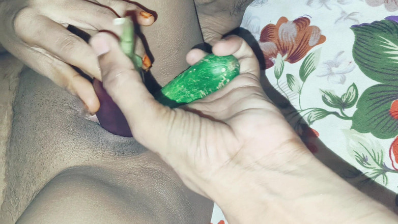 Nisha bhabhi ki chudai: Bhabhi đụ trong khách sạn với con trai riêng