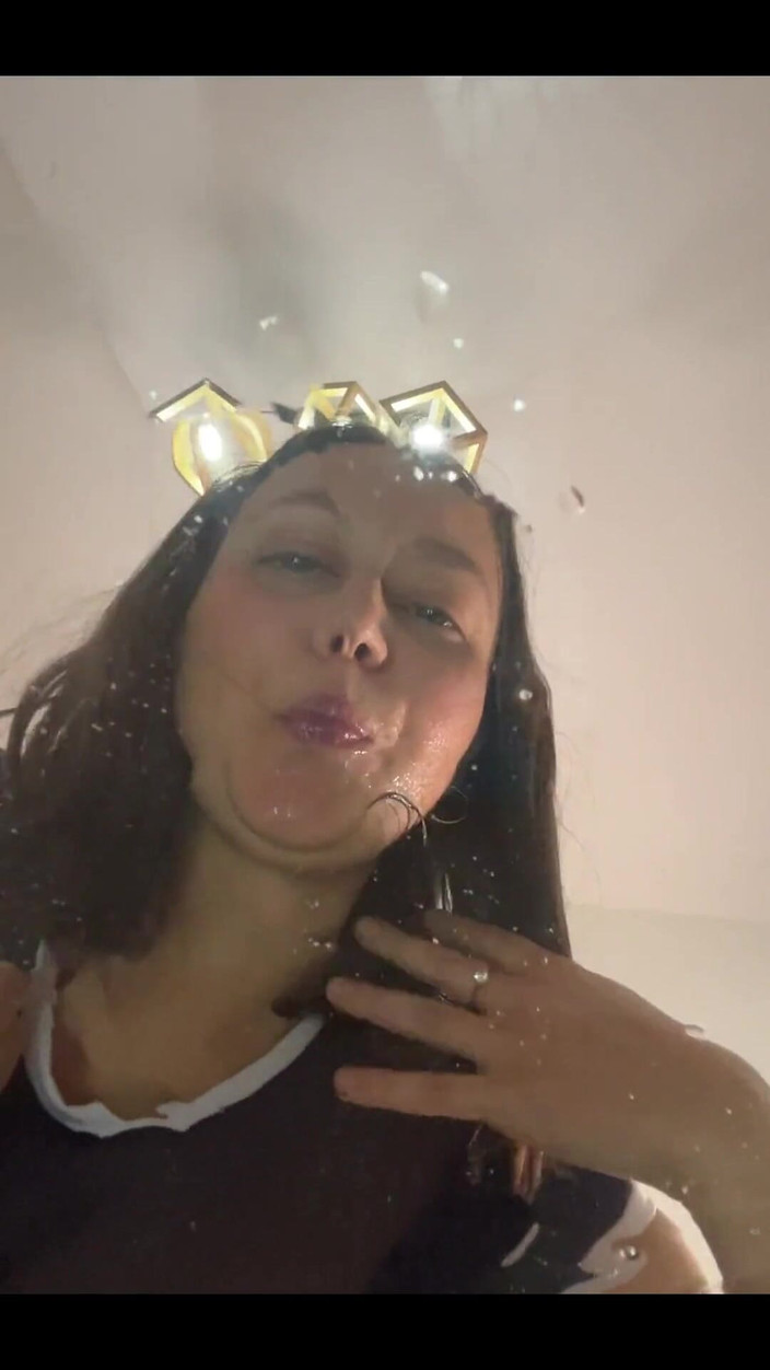 Crypto Mommy: Macecha má hrdlo