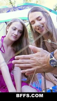 Hotties ile yürüyüş