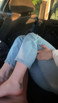 Muie în aer liber și labă cu picioarele: Infidelitate cu BFF