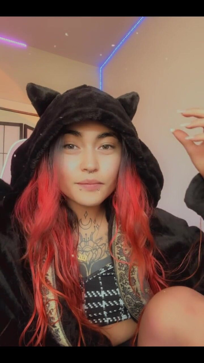 lilRavenFox: I Really Do Need to Treat Myself