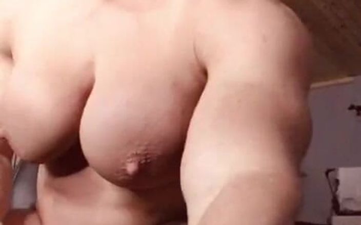 Lisa Cross: FBB sudoroso