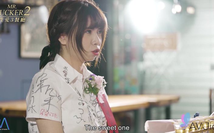 AV Jiali: Freshly graduated Chinese teen gets boned deeply