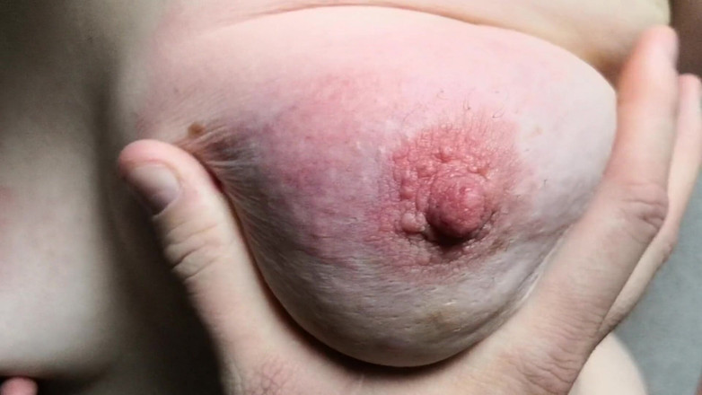 Bouncy Tits Action: Slap my tits rough and pull my nipples