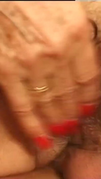 Mature in hardcore gangbang
