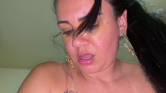 Mtha: Bakış açısı yaramaz ev hanımının amını ve götünü sikiyor ve...