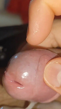 予想外のストレートなチンコの電気的なセックス