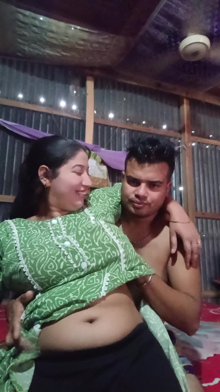 Taniyaxx: 뱅글라 섹스 비디오 녹화