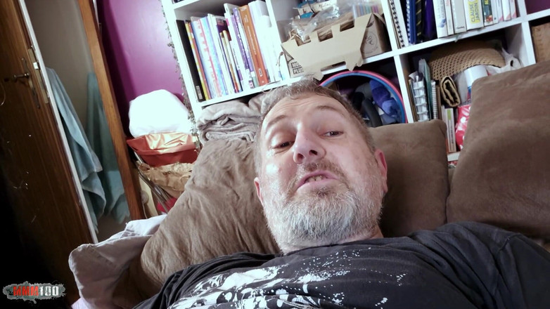 MMM100: 漂亮的小啪在直播前与美丽的哥伦比亚黑人巴黎