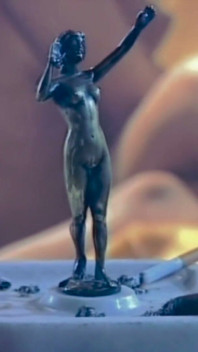 Blondýna, Brunetka a Velký Penis Na Zadek.