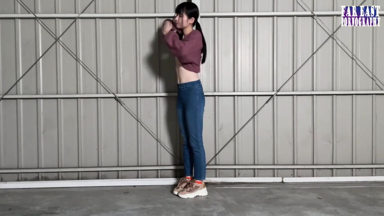 Far East pornography: Peeking Curves That Spark a Hard Rush From a Teasing...