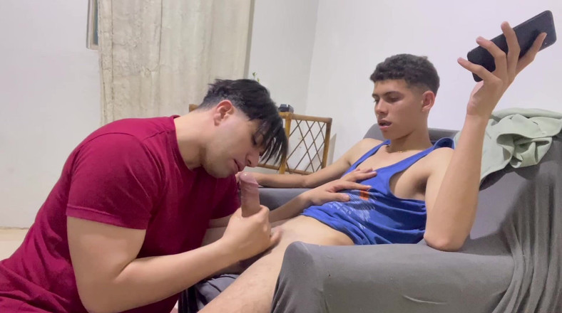 krisbadboy: Pasif yarağıma aşık oluyor