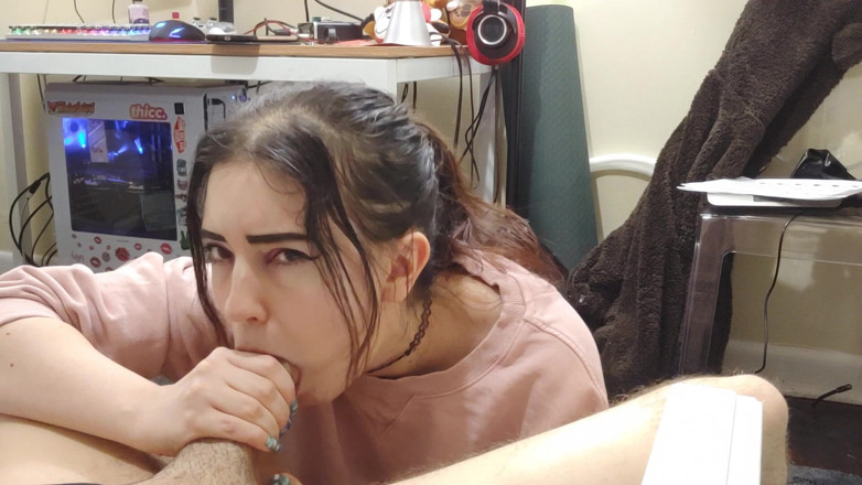 lilredvelvettt: Big Dick Cock Worship
