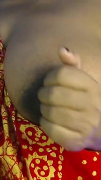 Ateşli kız dildo büyük göğüsler sikişiyor
