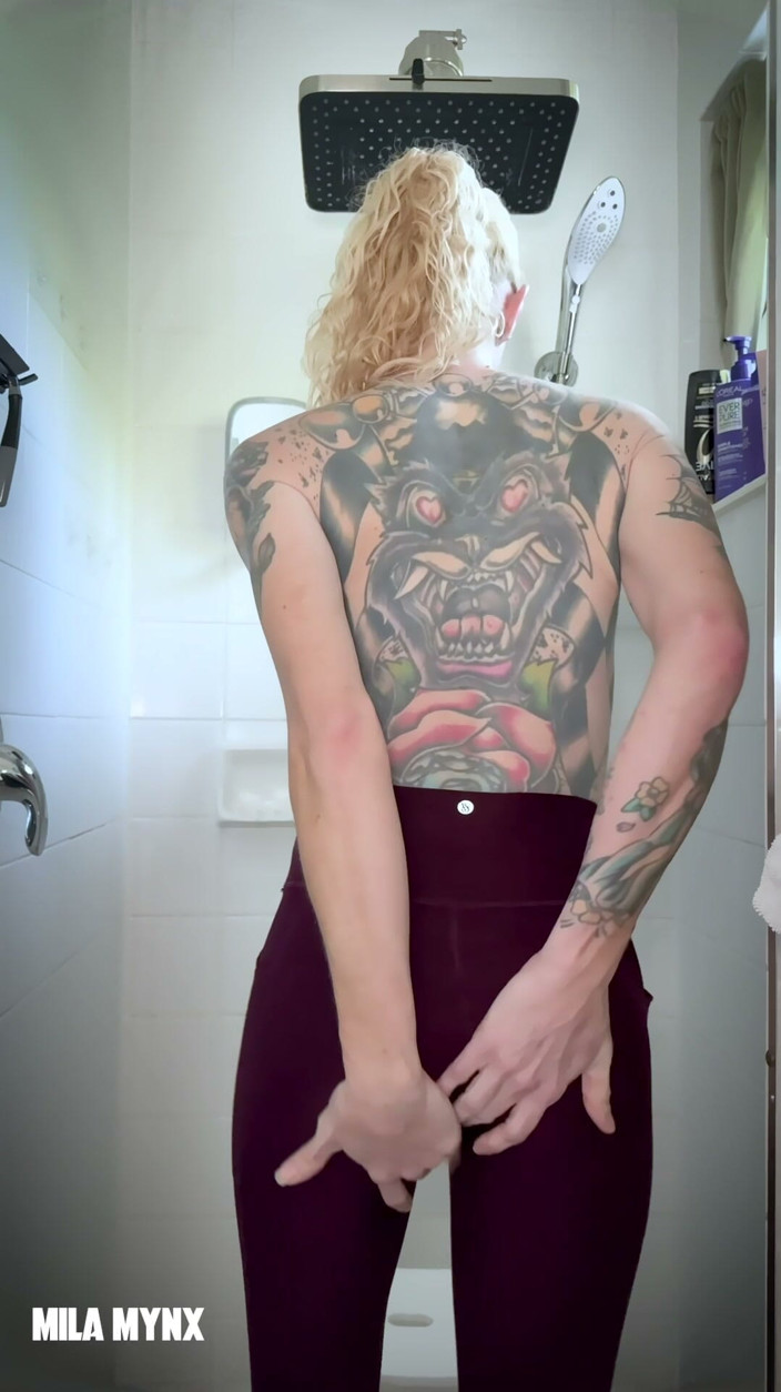 Mila Mynx: Bladder Bump Desperation - Pissing My Leggings for Stepdaddy