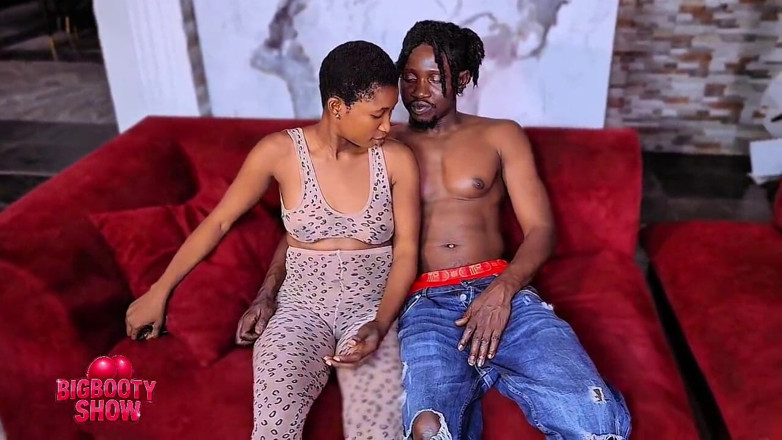 Africankween: Culo redondo curvyyeti folló a su hombre intensamente