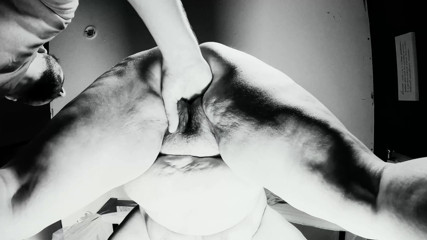 SexyNEBBW: Quatre doigts et une chatte mouillée (b&w)