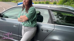 Lustful Libertines: Disperazione Di Pipì Pubblica Nel Parcheggio - Omorashi