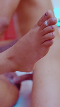 Fată nouă sexy zveltă de pe piață pentru futai dur