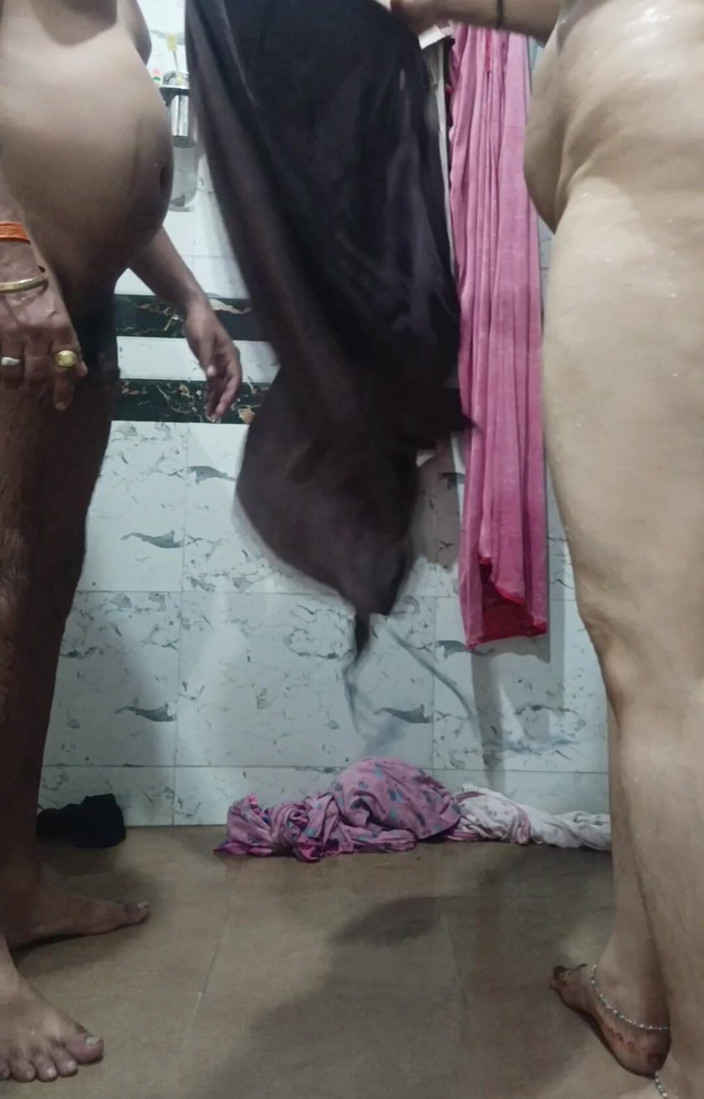 Priyahot77: Priya Bhabi Nice Ass Show