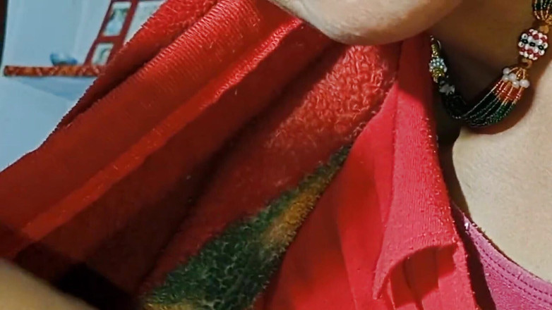 Rakul008: लंड की भूखी suhani मेरा लंड चूस रही थी बहुत कामुक रूप से वह मुझे कामुक बनाती है!