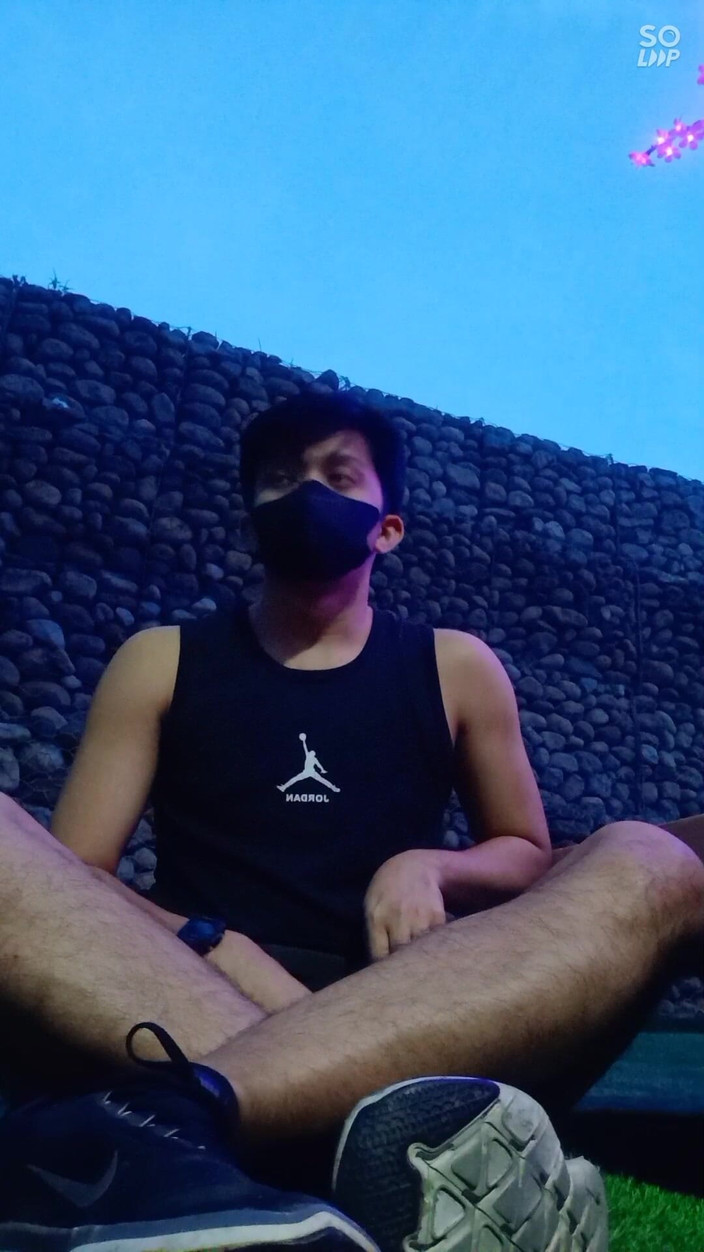 Rent A Gay Productions: 亚洲小丑户外射精时光