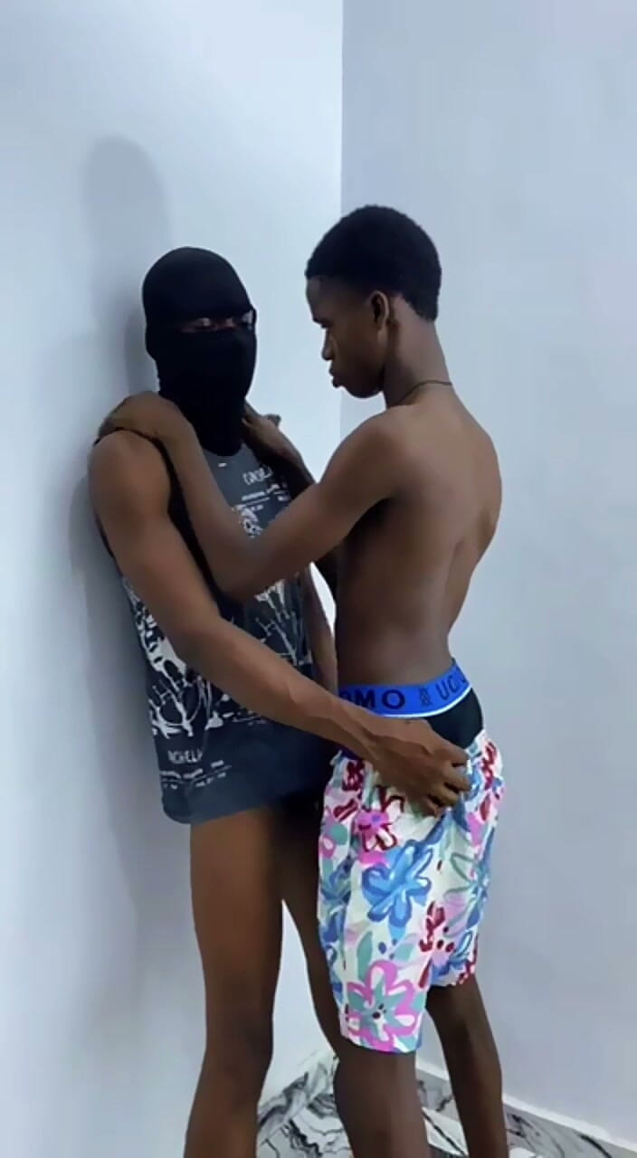 BLACKSHOOTERR: My New Boyfriend Secretly Fucked My Little Stepbrother
