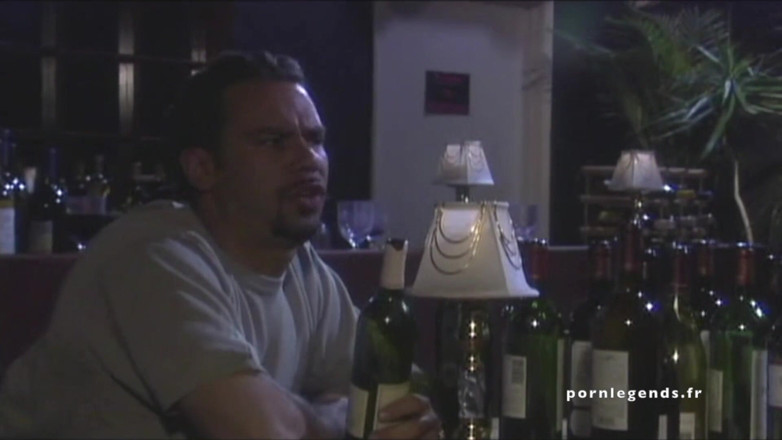 Estelle and Friends: Ava Devine: Uma prostituta em serviço!