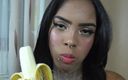 Solo Austria: La teen ebano mangia una banana!