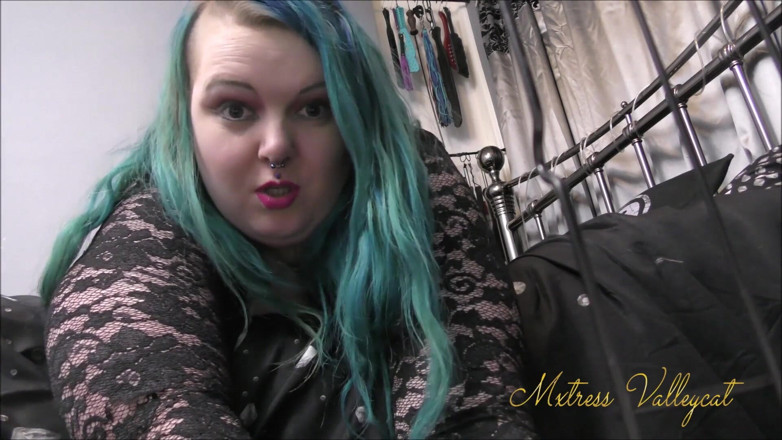Mxtress Valleycat: Becoming my lap pet